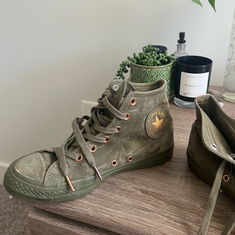 Velvet Army Green Converse European One Of A Kind, Never Worn
